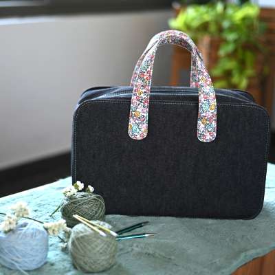 Die Arzttasche der Blütenkollektion KnitPro Die Arzttasche der Blütenkollektion KnitPro